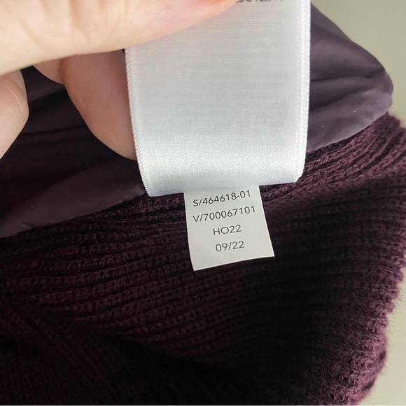 Athleta 464618 Hanover Hybrid Vest Medium Spiced Cabernet Wool Blend Puffer Knit - Picture 11 of 12